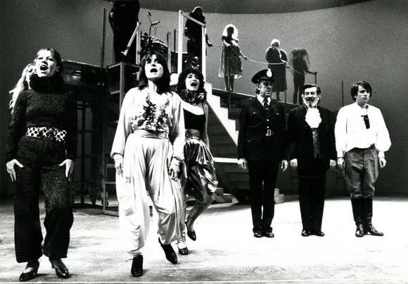 momento della scena finale, a destra Cesare Gelli, Graziano Giusti, Maurizio Micheli
