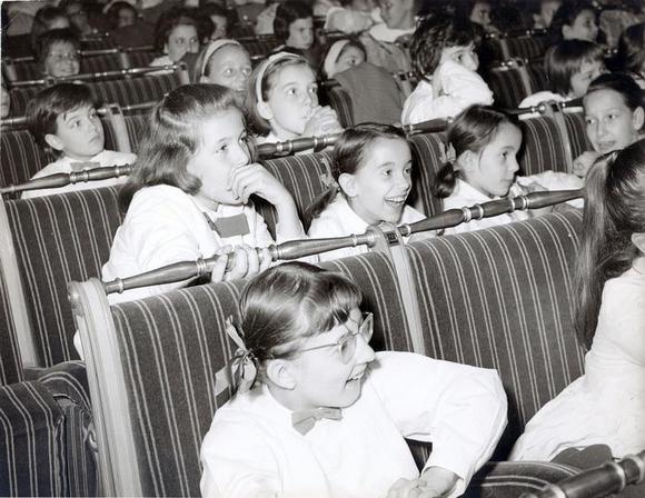 Bambine al Teatro Carignano