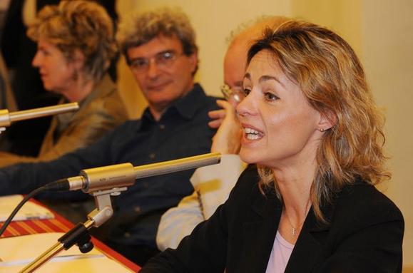 al microfono: Roberta Meo, sindaco di Moncalieri