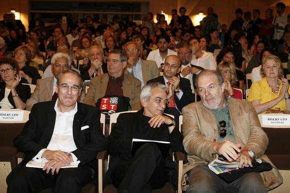 Elie Malka, Direttore dell'Unione dei Teatri d'Europa; Walter Le Moli, Direttore TST e Rolando Perera giornalista Rai