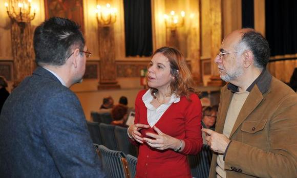 I critici teatrali Alfonso Cipolla, Laura Bevione e, di spalle, Roberto Canavesi