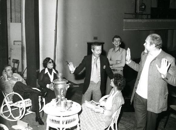 Da sinistra Cesare Gelli, Gianna Piaz, Mario Missiroli, Monica Guerritore, Gastone Moschin; in secondo piano Beppe Navello