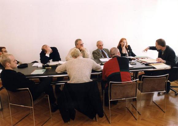 da sinistra, in senso orario Luca Lazzareschi, Nanni Tormen, Dario Mazzoli, Pietro Biondi, Andrea Jonasson, Gabriele Lavia, Claudio Calafiore, Lorenzo Lavia