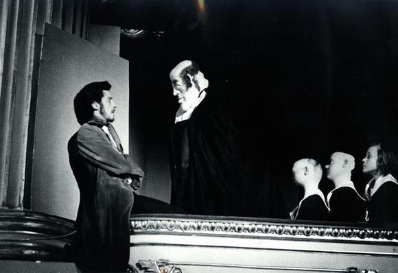 Mariano Rigillo, Bob Marchese (con la maschera) e il bambino Enea Martini