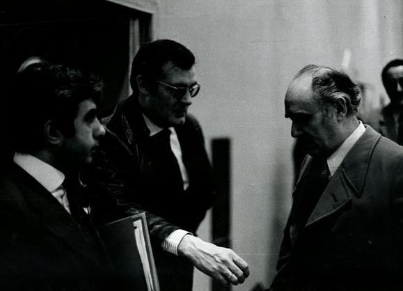 a sinistra Nuccio Messina, a destra il commendator Giusppe Erba, sovrintendente del Teatro Regio