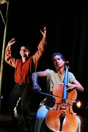 Matthias Martelli e al violoncello Lucia Sacerdoni