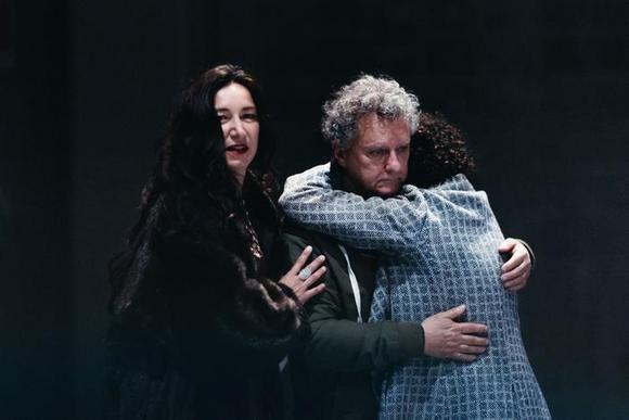 da sinistra Arianna Scommegna, Valerio Binasco, Giordana Faggiano