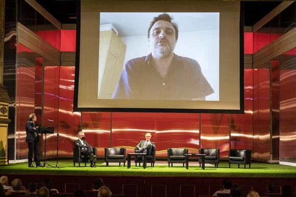 Valerio Binasco, Filippo Fonsatti, Lamberto Vallarino Gancia e nello schermo Filippo Dini