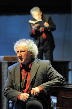 In primo piano Eugenio Allegri