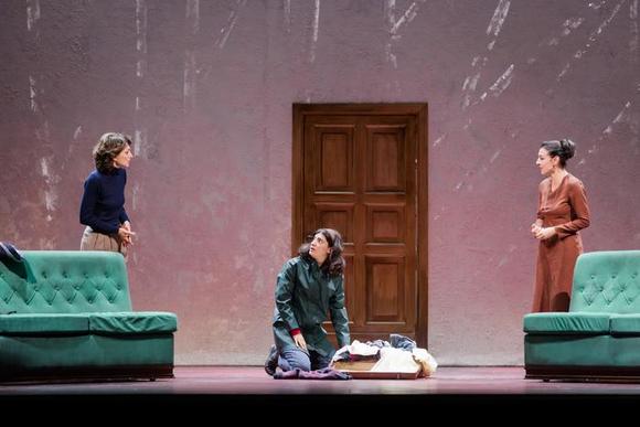 FRAGOLA E PANNA da sinistra Giorgia Senesi, Arianna Pozzoli, Alessia Giuliani