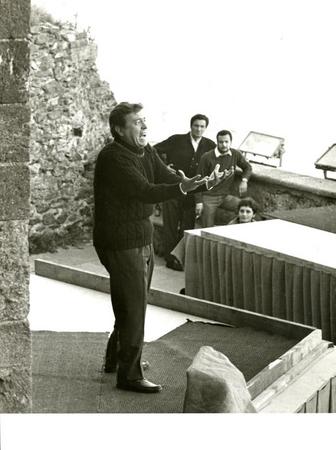 in primo piano Glauco Mauri, al fondo, da sinistra Gianni Galavotti, Alvise Battain, Leda Negroni