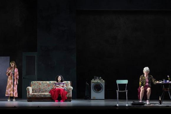 da sinistra Isabella Ferrari, Giordana Faggiano, Pamela Villoresi