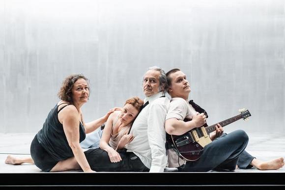 da sinistra: Orietta Notari, Valentina Picello, Nicola Pannelli, Alfonso De Vreese