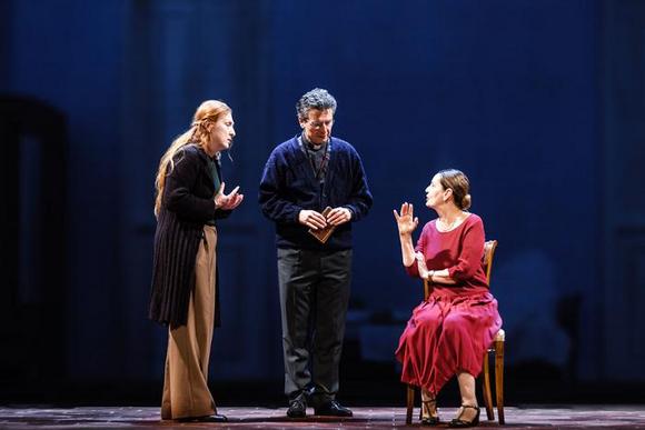 da sinistra Federica Fracassi, Fulvio Pepe, Daria Deflorian