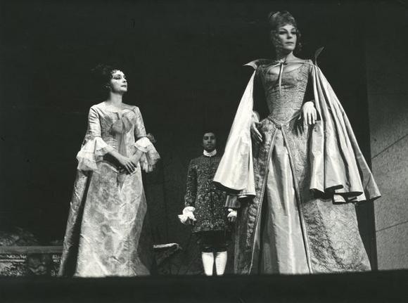 da sinistra: Adriana Asti, Didi Perego