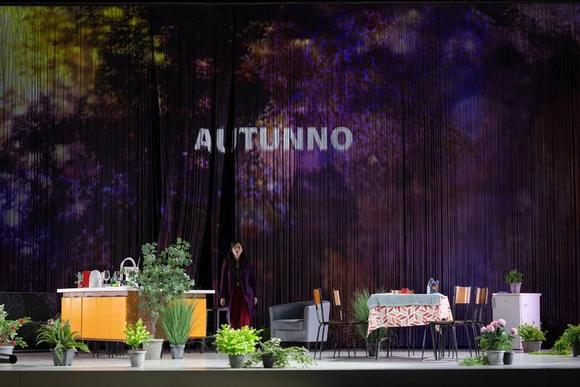 al centro Stefania Medri