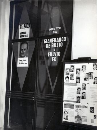 Ingresso del Teatro Odeon