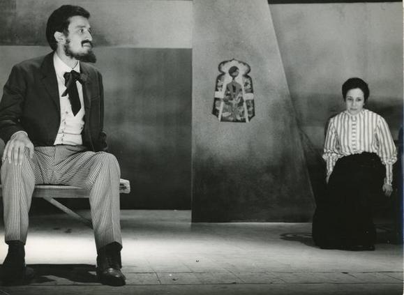 Si riconosce Anna D'Offizi