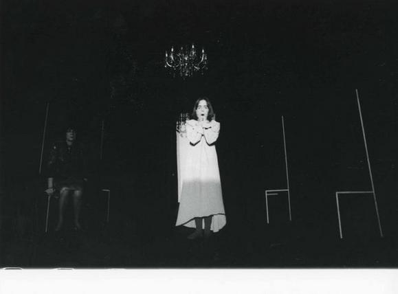 Monica Perozzi, Anna D'Offizi