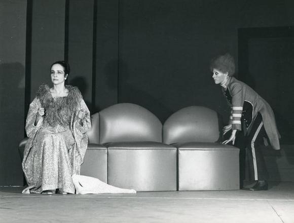 Anna D'Offizi, Maria Teresa Sonni