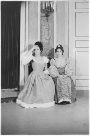 Anna D'Offizi, Maria Teresa Sonni